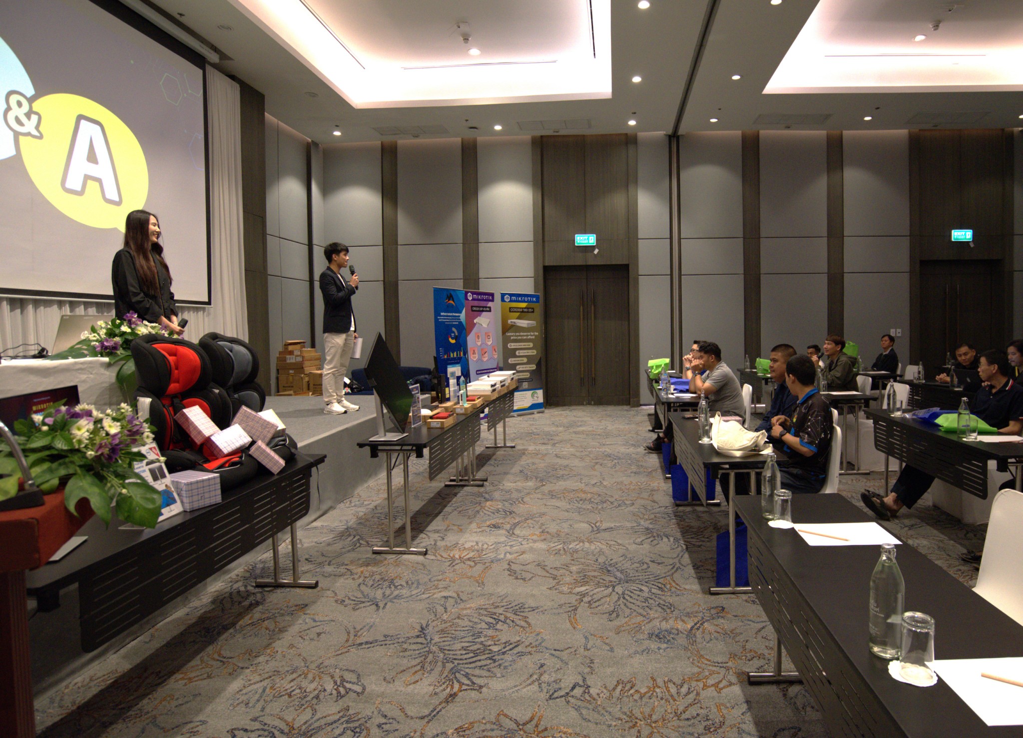 Seminar - Gallery 13